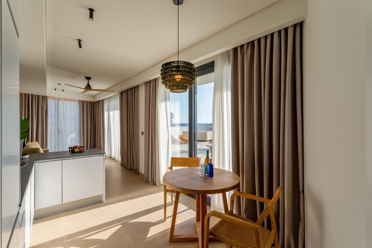Hotel Apartamentos Hamus Conil De La Frontera Esterno foto